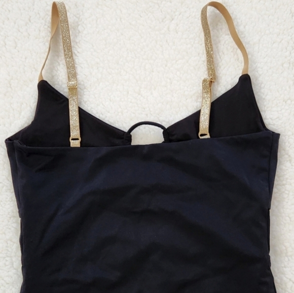 New!Beach Riot Leslie One Piece Swimsuit - Picture 7 of 11